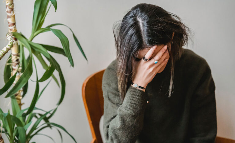 The Connection Between ‘Emotional Labor’ and Highly Sensitive People
